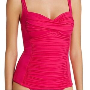 La Blanca NWT ISLAND GODDESS Shirred Tankini Top in Berry Size 8